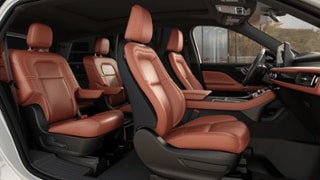 2025 Lincoln Lincoln Aviator Internal Image 1